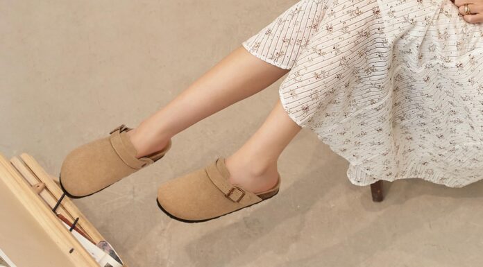 7 kiểu giày dự kiến sẽ “phủ sóng” tủ đồ Xuân-Hè 2026 Giày clogs