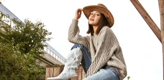 Giày bốt cao bồi