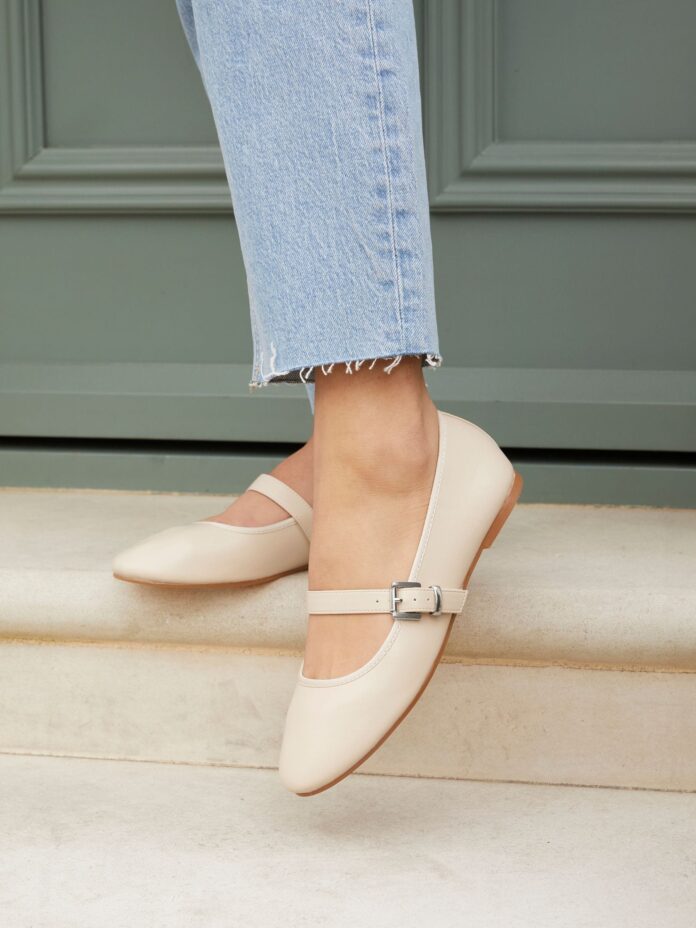 Giày búp bê cổ điển