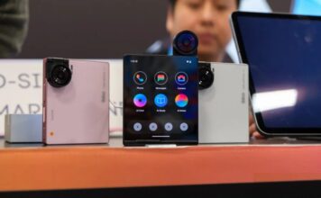 Điện thoại Ikko MindOne: thiết kế hình vuông nhỏ gọn và phần mềm độc đáo gây chú ý tại CES 2026 Giao diện ngăn kéo ứng dụng AI trên điện thoại Ikko Mind One (Ảnh: Internet)