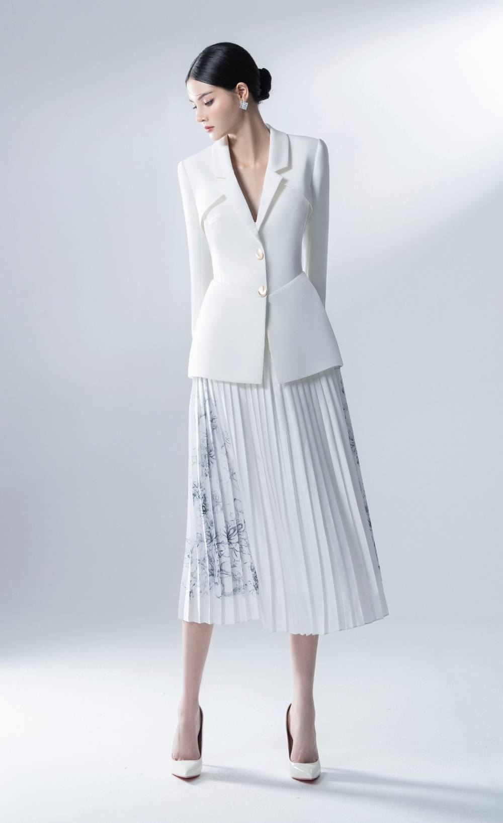 Trang phục có phom dáng rõ ràng