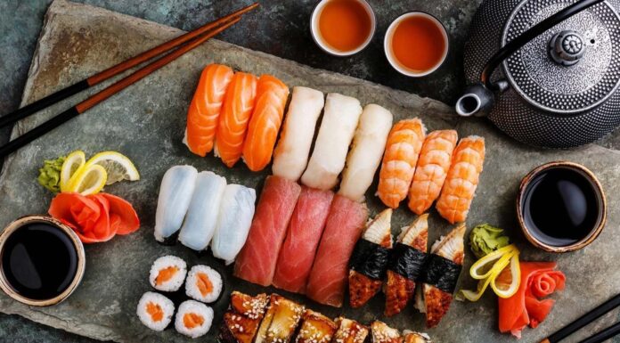 Gợi ý 10 món ăn Nhật Bản bạn nên thử khi lần đầu đến “Đất nước Mặt trời mọc”2 Sushi