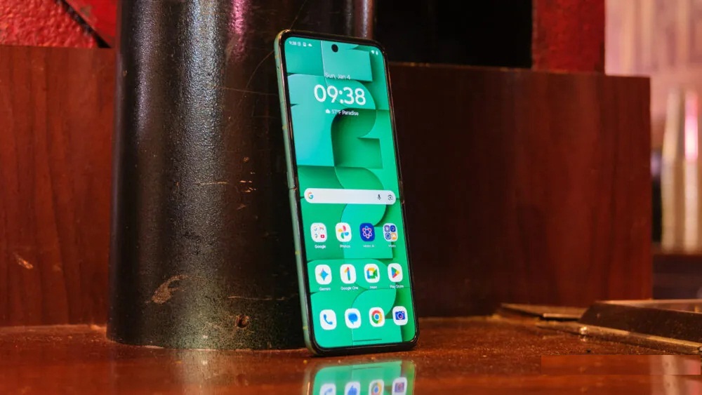 Điện thoại Motorola Razr phiên bản World Cup 2026 (Ảnh: Internet)