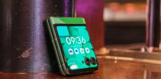 Điện thoại Motorola Razr phiên bản World Cup 2026 (Ảnh: Internet)