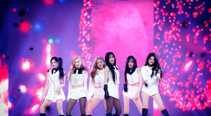 IVE chuẩn bị phát hành album mới vào tháng 2 IVE chuẩn bị phát hành album mới vào tháng 2 (Ảnh: Internet)