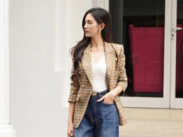 Quần jeans kết hợp áo blazer
