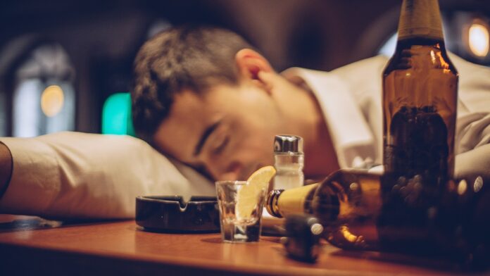 Uống quá nhiều rượu