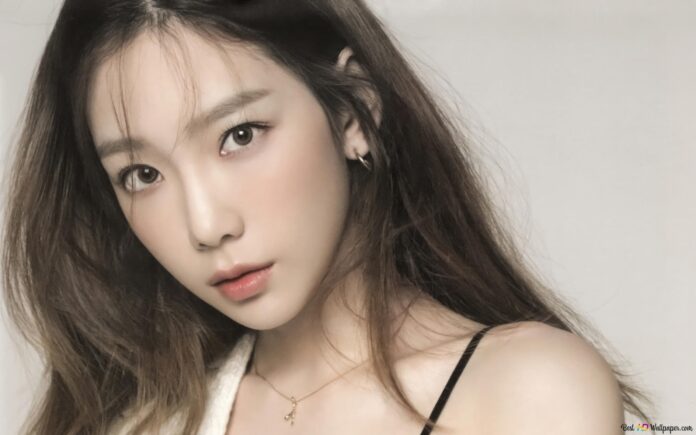 Việc Taeyeon tiếp tục lựa chọn SM sau 19 năm