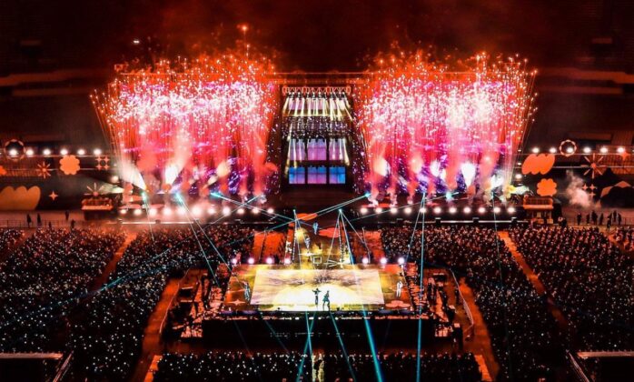 World tour sử dụng sân khấu 360 độ sẽ giúp khán giả tận hưởng trọn vẹn những phần trình diễn của BTS (Ảnh: Internet)