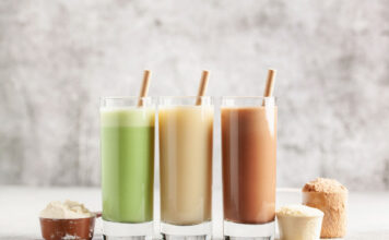 Dùng bột protein bao nhiêu mỗi ngày là an toàn? Những điều bạn cần biết trước khi bổ sung bột protein Đối với những người đã được chẩn đoán mắc bệnh thận mạn tính hoặc có nguy cơ cao mắc bệnh thận