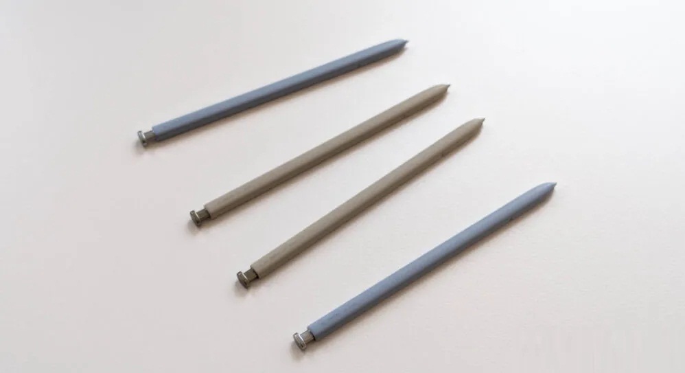 Bút cảm ứng S Pen cho điện thoại Galaxy S25 Ultra của Samsung với 2 tùy chọn màu sắc (Ảnh: Internet)