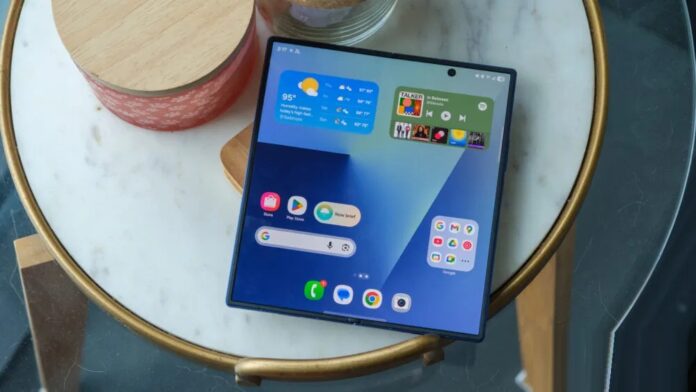 Điện thoại màn hình gập Galaxy Z Fold 7 của Samsung (Ảnh: Internet)