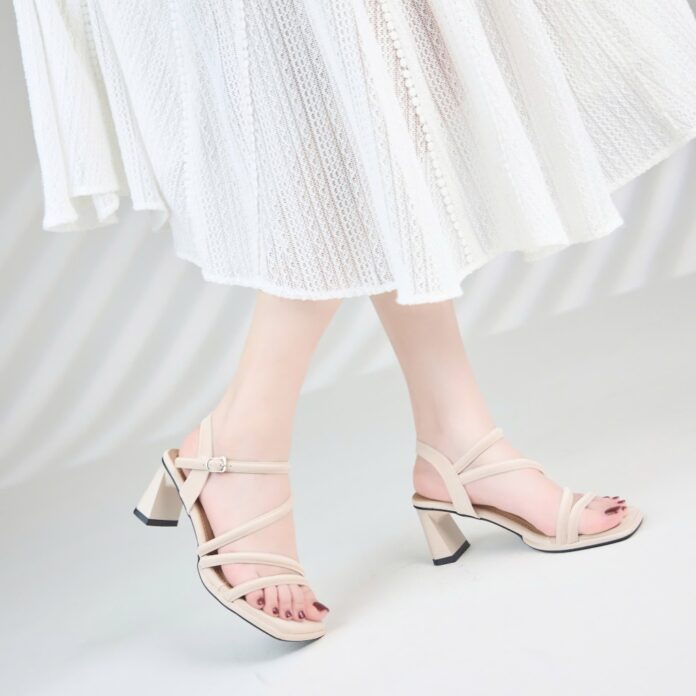 Sandal quai mảnh thanh lịch