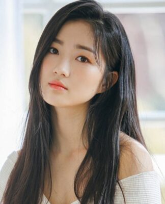 Diễn viên Kim Hye Yoon