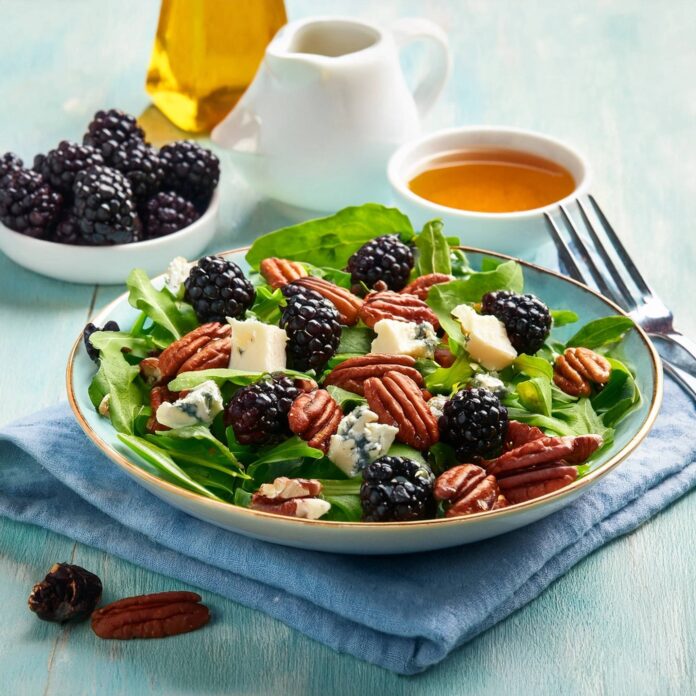 Bạn có thể bổ sung mâm xôi vào chế độ ăn và những rủi ro cần lưu ý