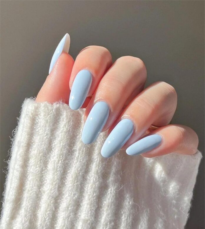 Xanh da trời nhạt