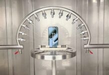 Kiểm tra xếp hạng IPXR của điện thoại Pixel (Ảnh: Internet)