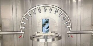 Kiểm tra xếp hạng IPXR của điện thoại Pixel (Ảnh: Internet)