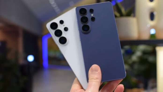 Samsung Galaxy S26 Ultra sử dụng pin 5.000mAh và hỗ trợ sạc nhanh tối đa 65W, có thể sạc đầy trong khoảng 46–50 phút trong điều kiện lý tưởng. Để đạt tốc độ này, máy cần củ sạc hỗ trợ chuẩn PD PPS và cáp 5A phù hợp (Ảnh: Internet)