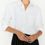 Áo sơ mi trắng cổ điển