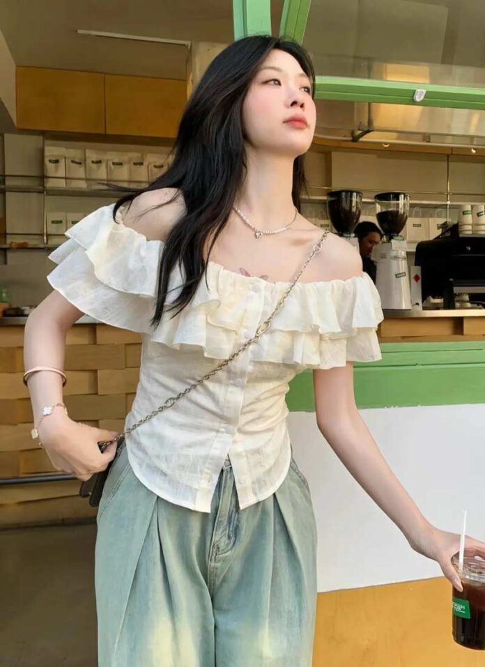 Mẹo chọn áo trễ vai tôn dáng