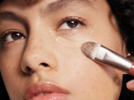 Không dùng kem che khuyết điểm quá nhiều