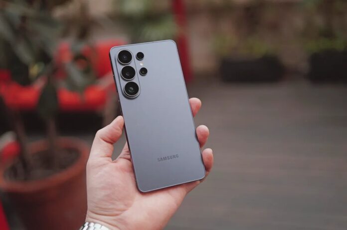 Điện thoại Galaxy S26 Ultra của Samsung (Ảnh: Internet)