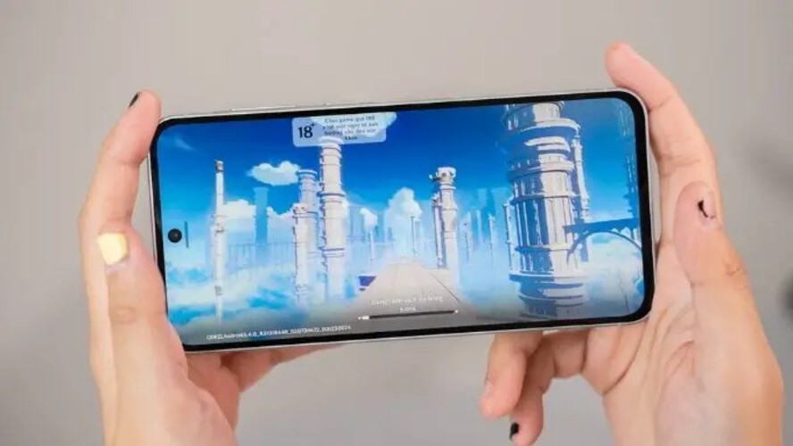 Exynos 1680 đạt khoảng 1,13 triệu điểm AnTuTu, mang lại hiệu năng đủ mạnh cho chơi game và xử lý tác vụ nặng ổn định hơn (Ảnh: Internet)