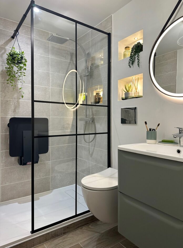 Thêm cây xanh hoặc hoa