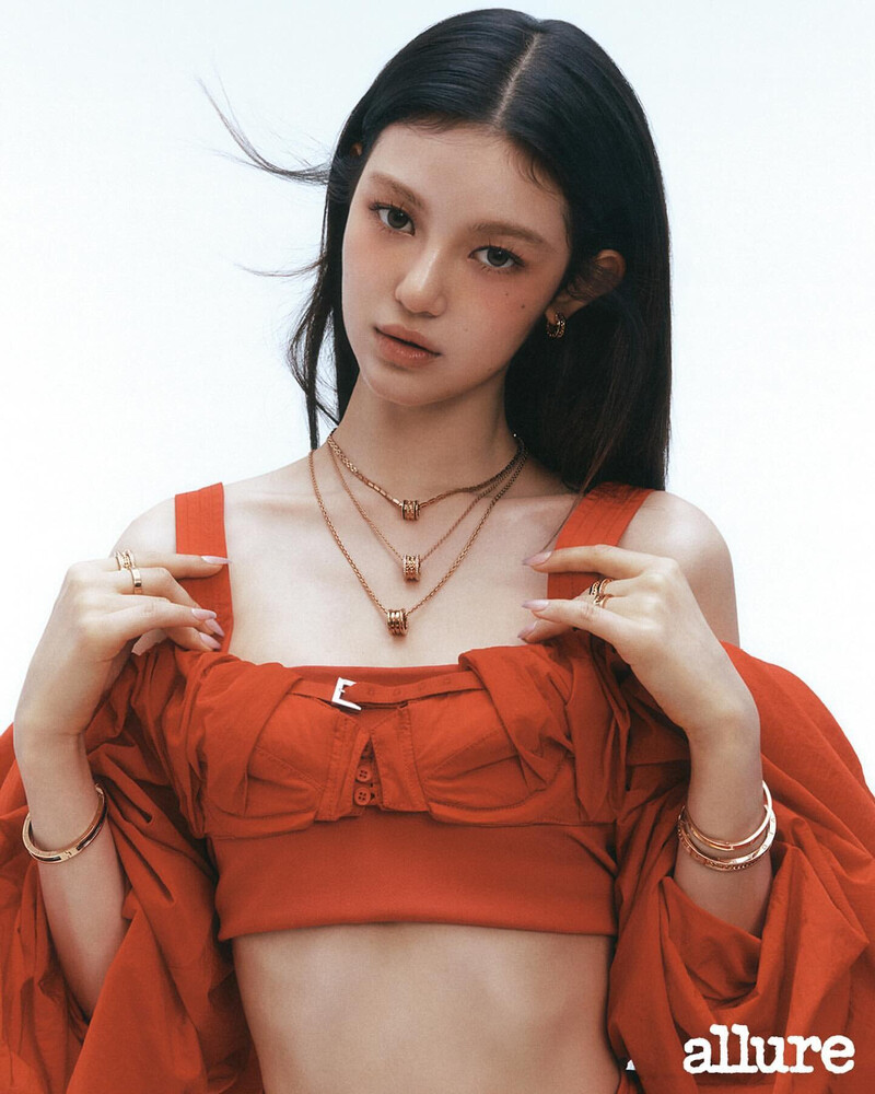 Tranh chấp giữa Danielle và ADOR căng thẳng: Hai bên đối đầu gay gắt tại phiên điều trần đầu tiên