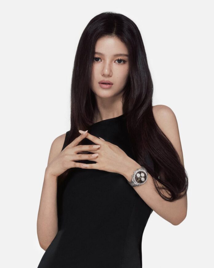 Tranh chấp giữa NewJeans và ADOR xãy ra vào năm 2024 do mất lòng tin