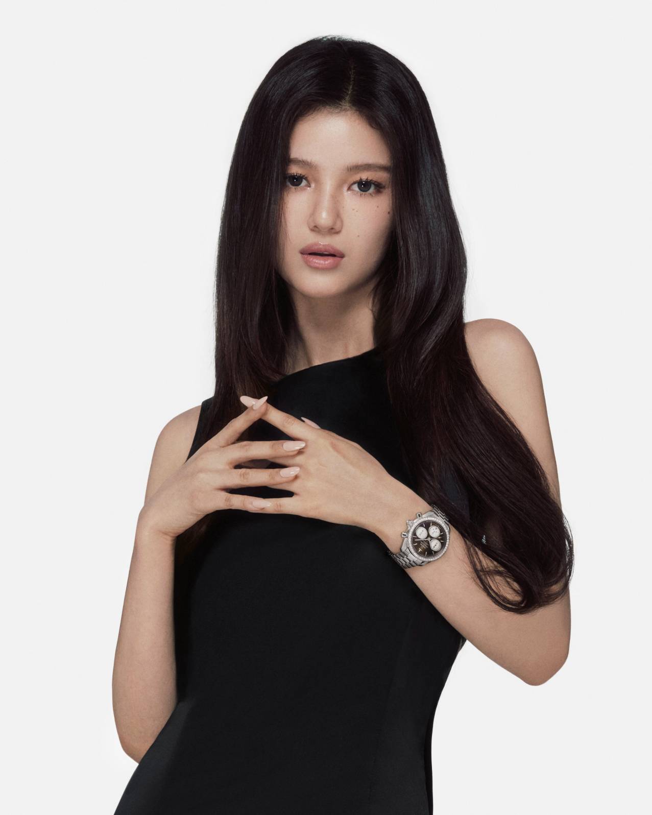 Tranh chấp giữa NewJeans và ADOR xãy ra vào năm 2024 do mất lòng tin