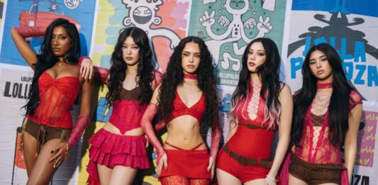 KATSEYE “đốt cháy” Lollapalooza với loạt hit và sân khấu bùng nổ (Ảnh: Internet)