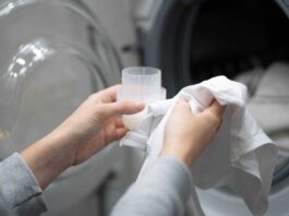 Một số loại chất liệu đặc biệt cần được giặt bằng nước lạnh để tránh hư hỏng