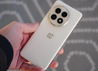 OnePlus ra thông báo gây nghi vấn hãng này sắp ngừng hoạt động tại nước ngoài Điện thoại OnePlus 13 (Ảnh: Internet)