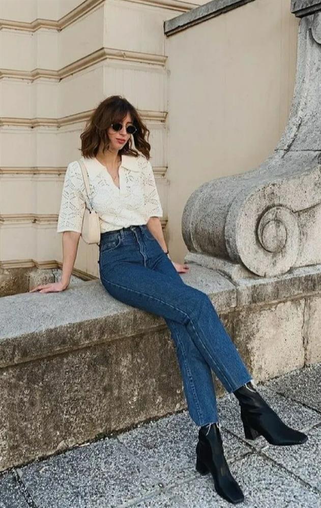 Boots cổ ngắn mũi vuông