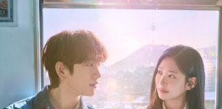 Still Shining là câu chuyện tình đầu nhẹ nhàng song cũng đầy rung cảm mãnh liệt (Ảnh: Internet)