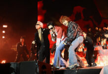 Khoảnh khắc bùng nổ tại sân khấu Coachella Valley Music and Arts Festival