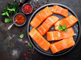 7 mẹo chọn cá hồi tươi ngon mỗi lần đi siêu thị mà bạn nên biết Cá hồi tươi