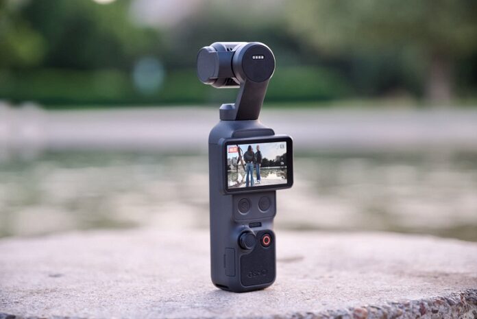 Màn hình và các nút điều khiển của camera Osmo Pocket 4 (Ảnh: Internet)