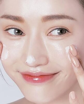 Quy trình chăm sóc da “thủy tinh” (glass skin): Bí quyết sở hữu làn da căng bóng, trong trẻo chuẩn Hàn Quốc Để đạt hiệu quả tối ưu, việc lựa chọn đúng thành phần là rất quan trọng