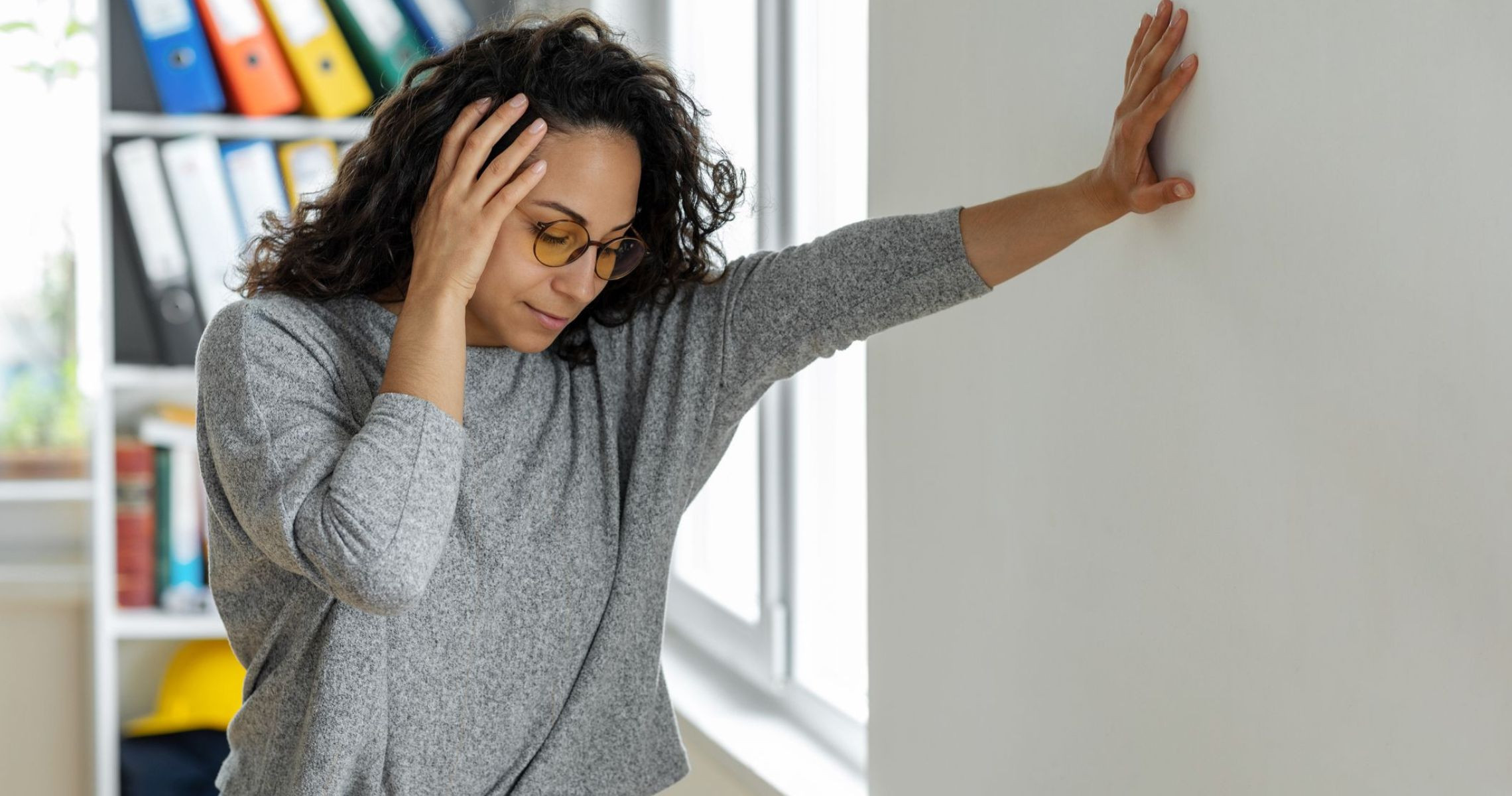 Nếu tình trạng này xảy ra thường xuyên hoặc đi kèm với các dấu hiệu bất thường, bạn nên chú ý