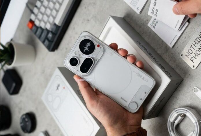 Điện thoại Nothing Phone 4a Pro (Ảnh: Internet)