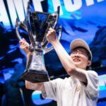 Vì sao GOAT Faker xem CKTG 2023 là chiếc cúp quan trọng nhất sự nghiệp? Faker và đồng đội lên ngôi vô địch CKTG 2023.