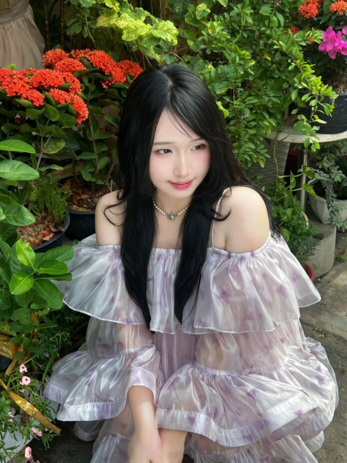 Nhan sắc đời thường của nữ coser Julia Ha. Ảnh: internet