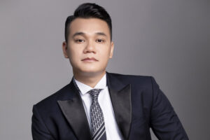 Top 10 bài hát hay nhất của Khắc Việt