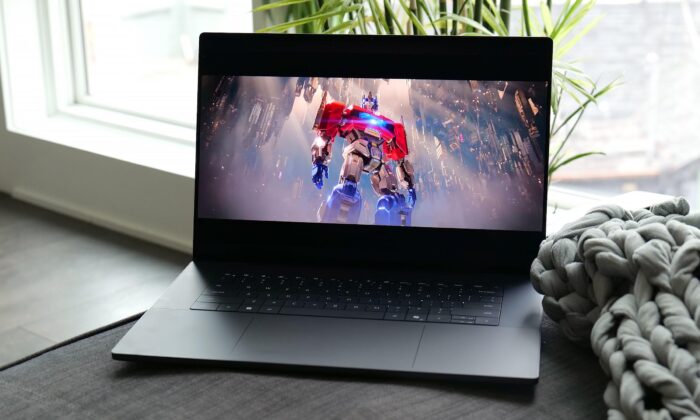 Laptop Dell XPS 16 (Ảnh: Internet)