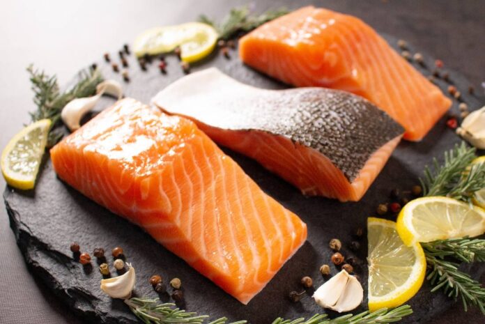 Đừng ngại hỏi nhân viên bán hàng