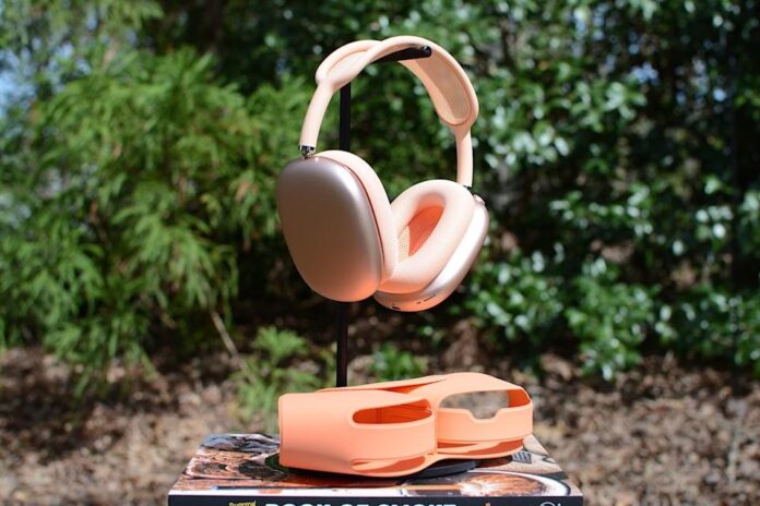 Tai nghe AirPods Max 2 và Hộp đựng thông minh (Ảnh: Internet)