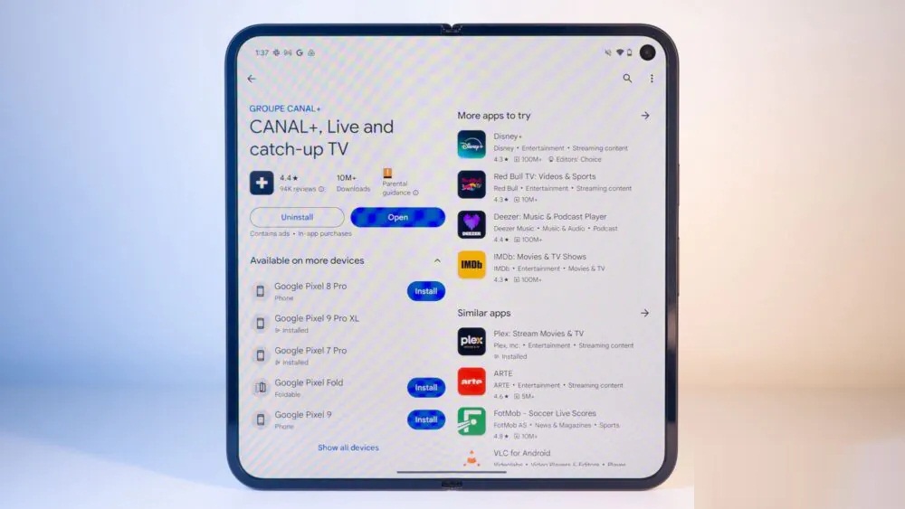 Google Play Store trên điện thoại màn hình gập Pixel 9 Pro Fold (Ảnh: Internet)